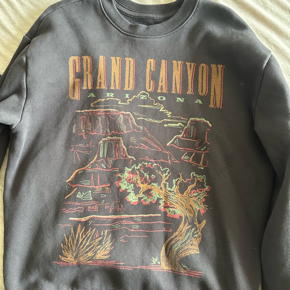 Hollister Grand Canyon Graphic Crewneck Sweater - Black